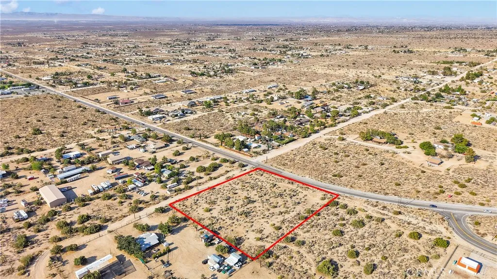 875 Locust Road, Pinon Hills, California 92372 — photo 4