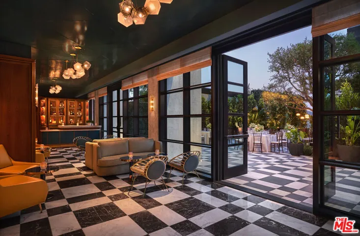 8420 W Sunset Boulevard 601, West Hollywood, California 90069