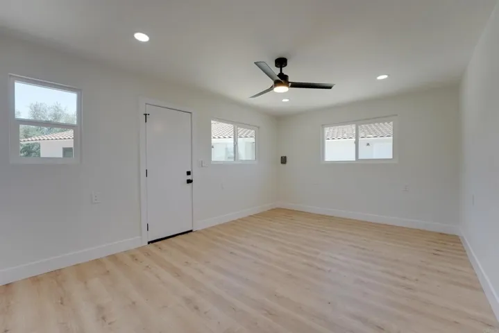 10236 Lake Meadow Lane, Escondido, California 92026