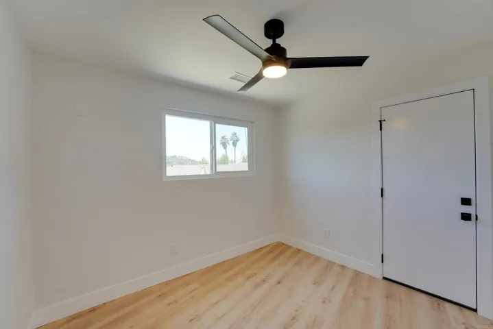 10236 Lake Meadow Lane, Escondido, California 92026
