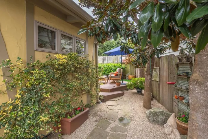 0 Lobos Se Corner Valley Way, Carmel, California 93921