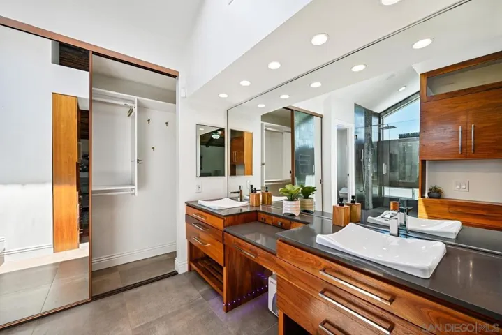 14265 Manzella Dr., San Diego, California 92129