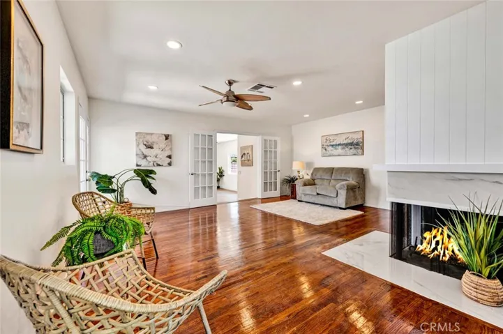 2137 W Cris Avenue W, Anaheim, California 92804