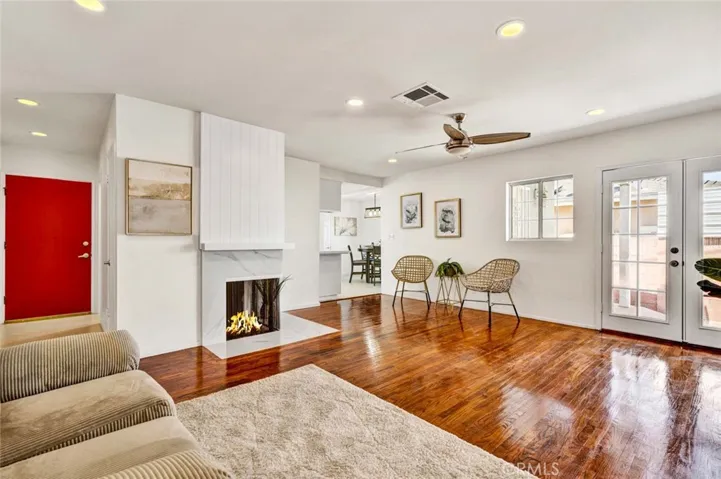 2137 W Cris Avenue W, Anaheim, California 92804