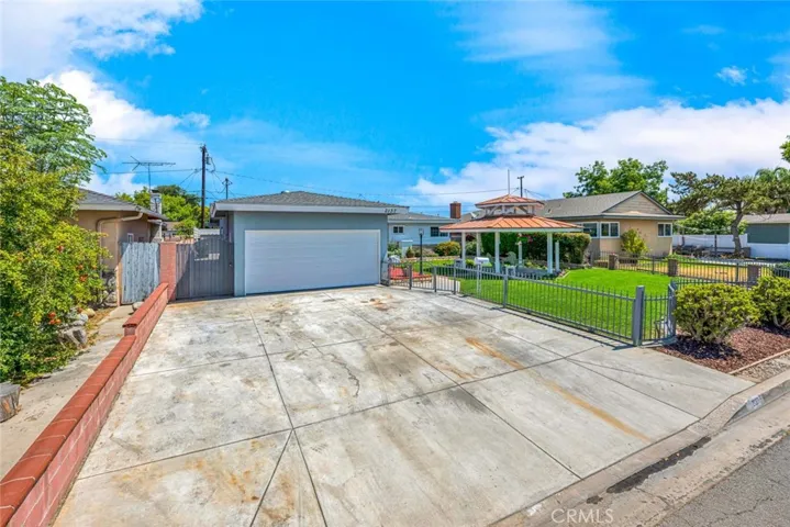 2137 W Cris Avenue W, Anaheim, California 92804