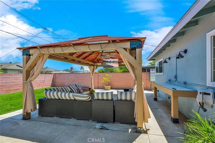 2137 W Cris Avenue W, Anaheim, California 92804
