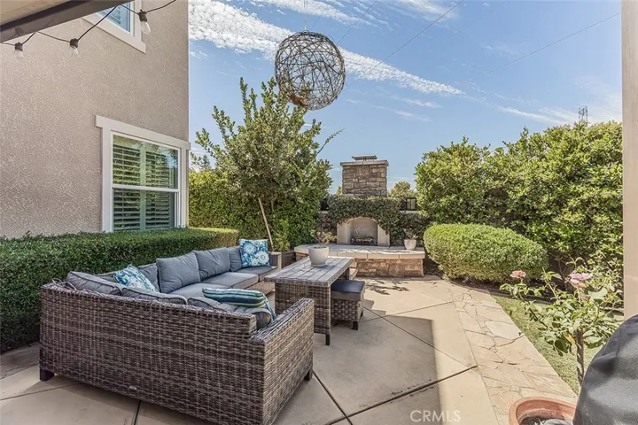 7049 N Cedar Hill, Fresno, California 93722