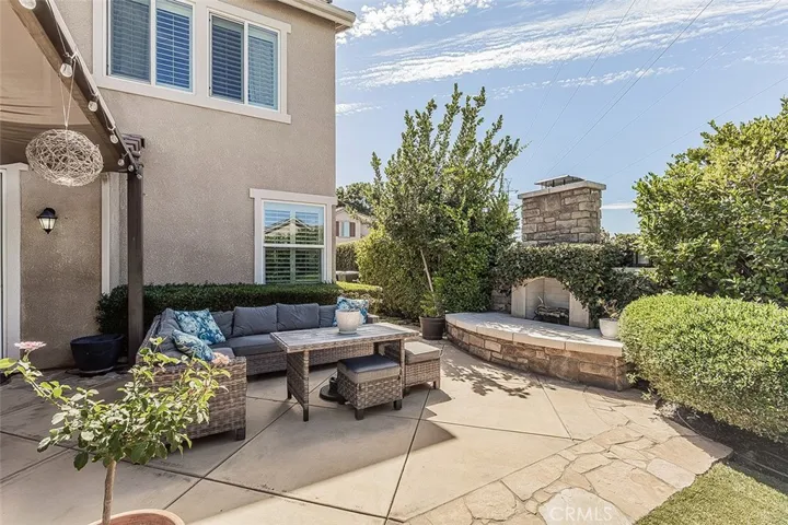 7049 N Cedar Hill, Fresno, California 93722
