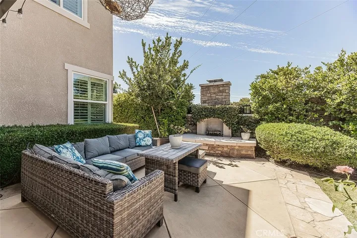 7049 N Cedar Hill, Fresno, California 93722