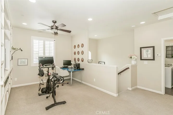 7049 N Cedar Hill, Fresno, California 93722