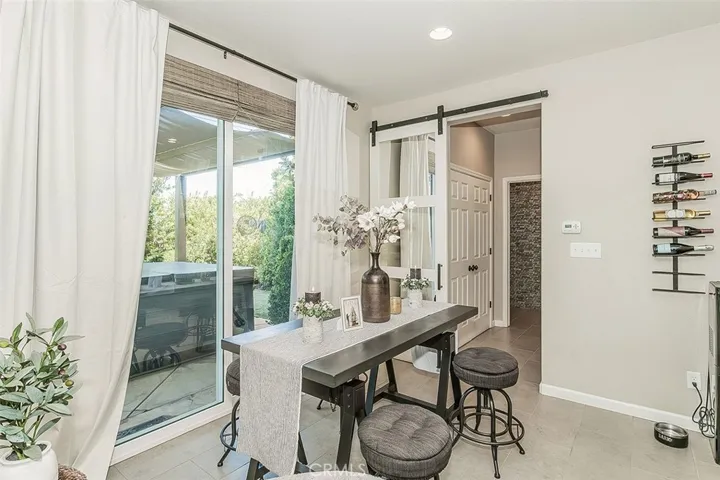 7049 N Cedar Hill, Fresno, California 93722