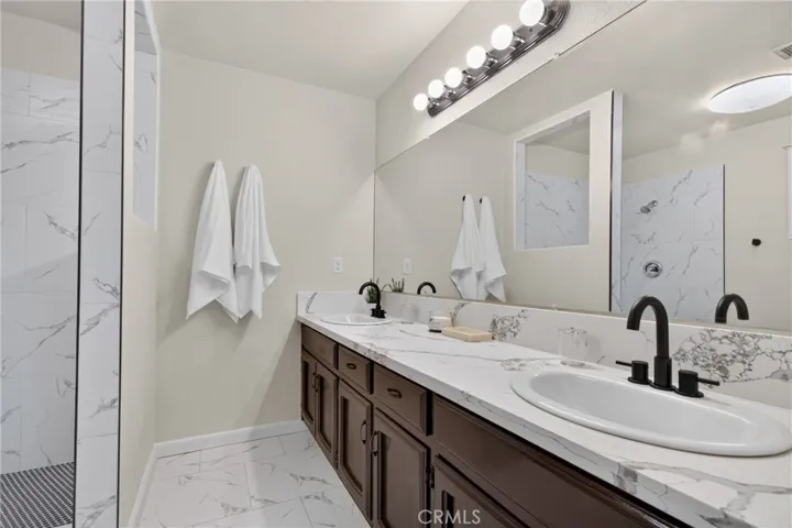 2731 Yosemite Court, Atwater, California 95301