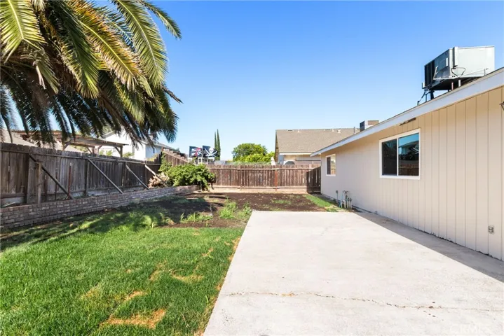 2731 Yosemite Court, Atwater, California 95301