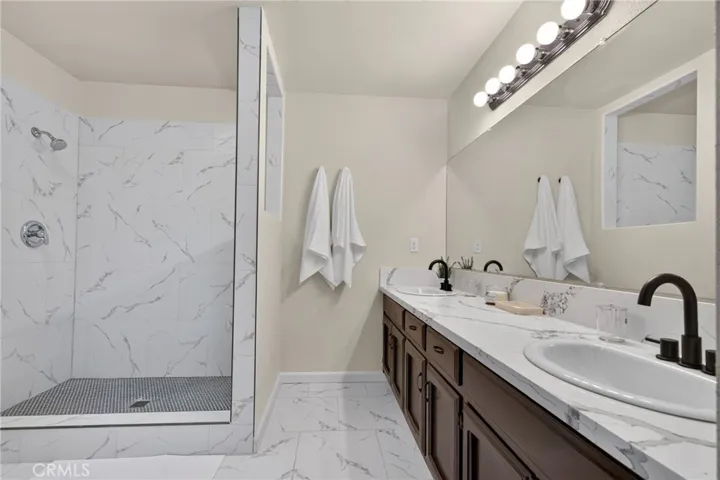 2731 Yosemite Court, Atwater, California 95301