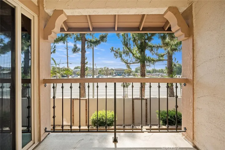444 S Tustin K3, Orange, California 92866