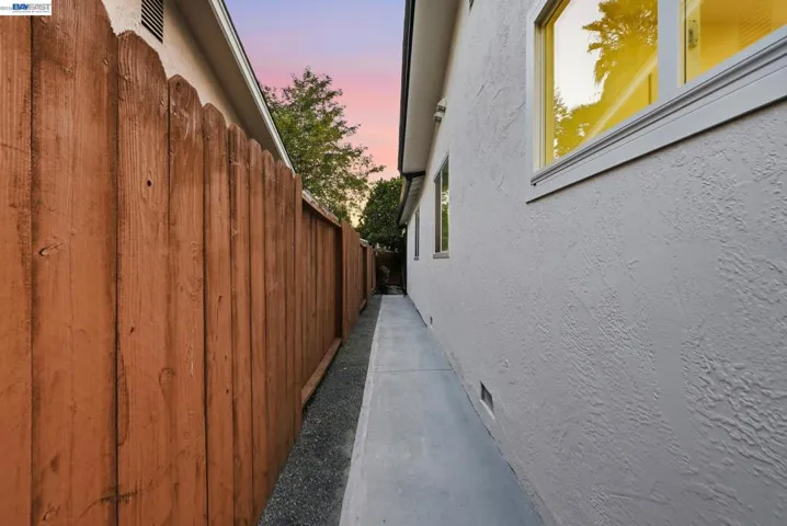 965 Collins Court, Hayward, California 94544