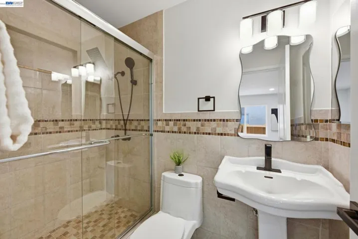 965 Collins Court, Hayward, California 94544