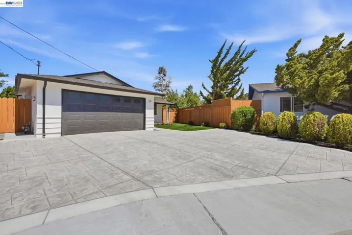 965 Collins Court, Hayward, California 94544