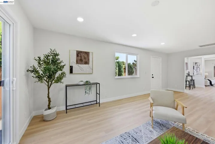965 Collins Court, Hayward, California 94544