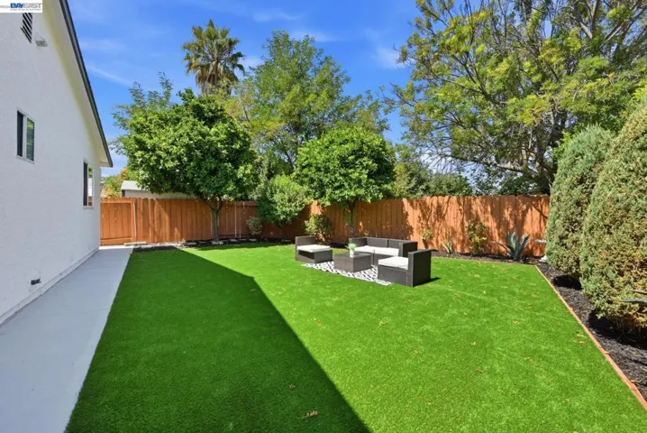 965 Collins Court, Hayward, California 94544