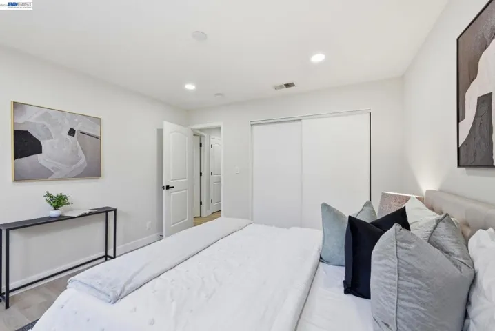 965 Collins Court, Hayward, California 94544