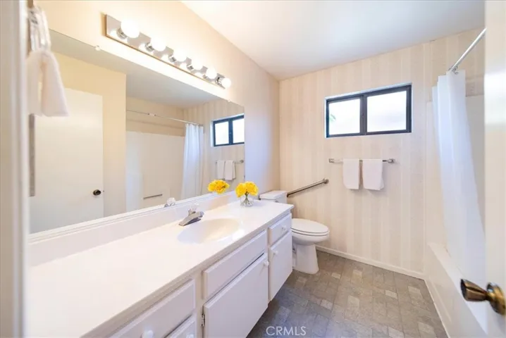 781 Ensenada, Hemet, California 92545