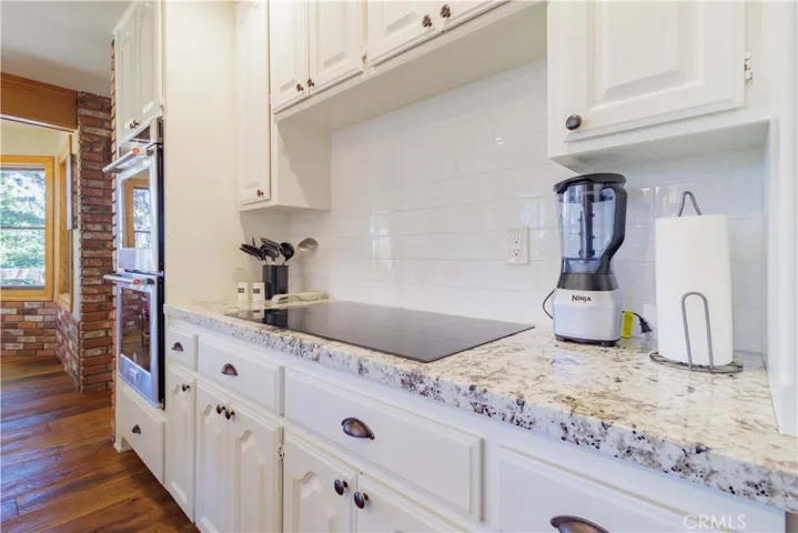 226 Birchwood, Lake Arrowhead, California 92317