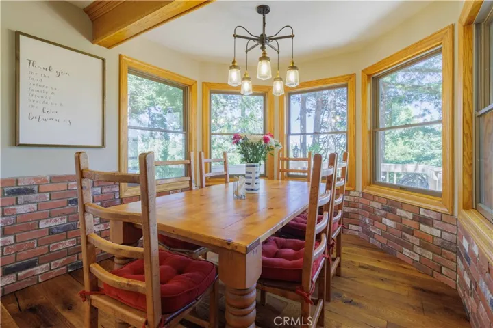 226 Birchwood, Lake Arrowhead, California 92317