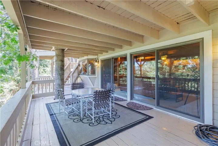 226 Birchwood, Lake Arrowhead, California 92317