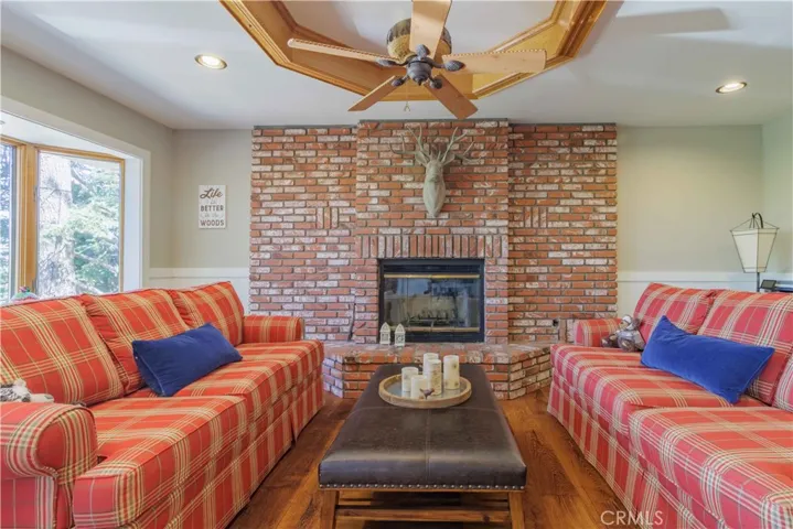 226 Birchwood, Lake Arrowhead, California 92317