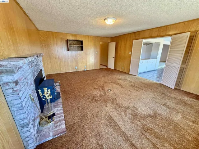 2164 Lakeview Dr, San Leandro, California 94577