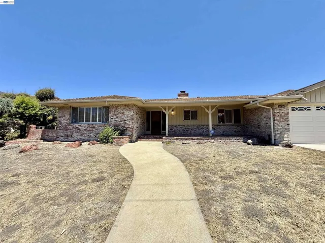 2164 Lakeview Dr, San Leandro, California 94577