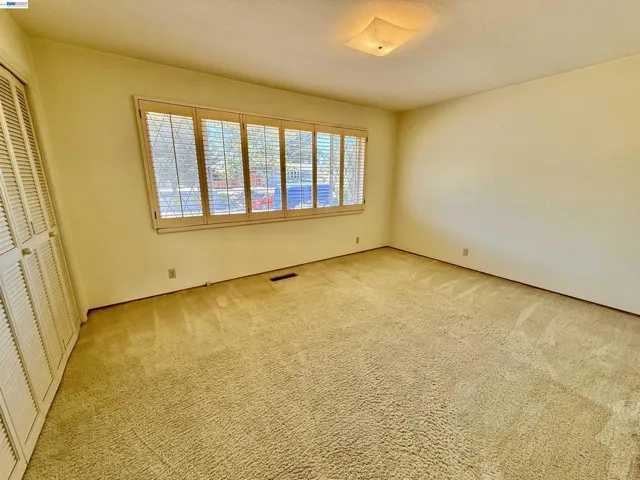 2164 Lakeview Dr, San Leandro, California 94577