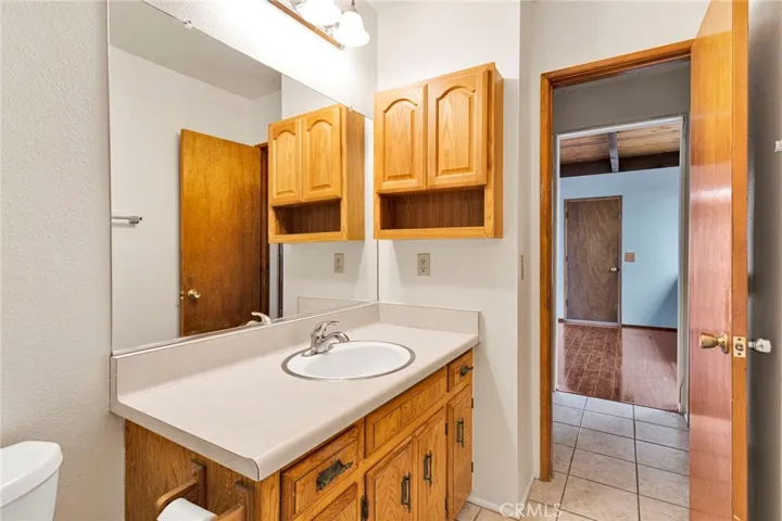 1725 Linnet, Wrightwood, California 92397