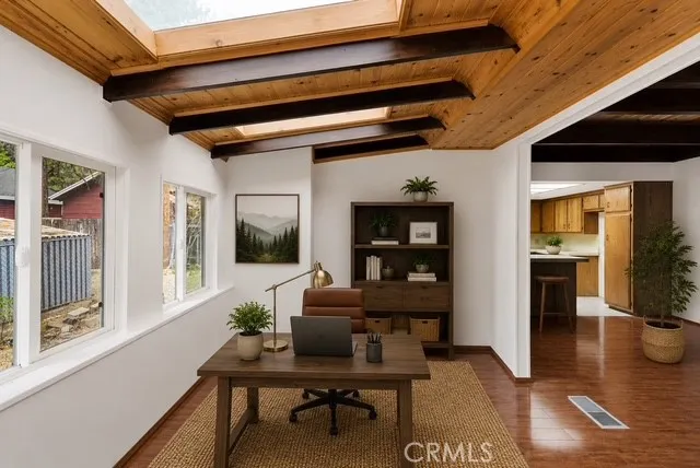 1725 Linnet, Wrightwood, California 92397