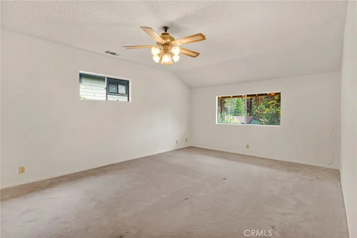 1725 Linnet, Wrightwood, California 92397