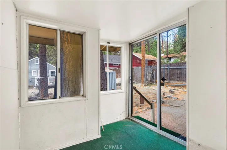 1725 Linnet, Wrightwood, California 92397