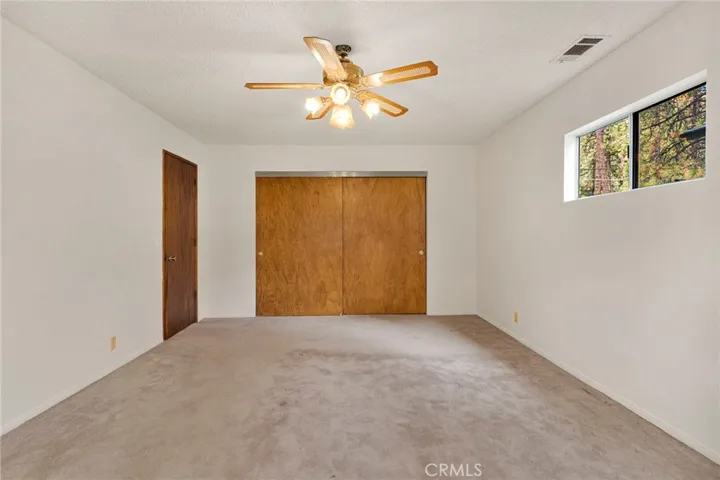 1725 Linnet, Wrightwood, California 92397