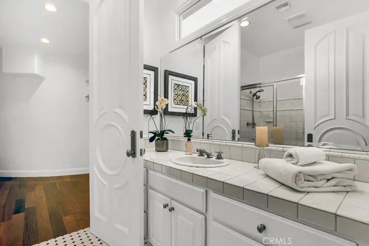 25504 Colette Way, Calabasas, California 91302