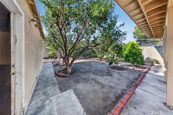 11407 Delano, North Hollywood, California 91606