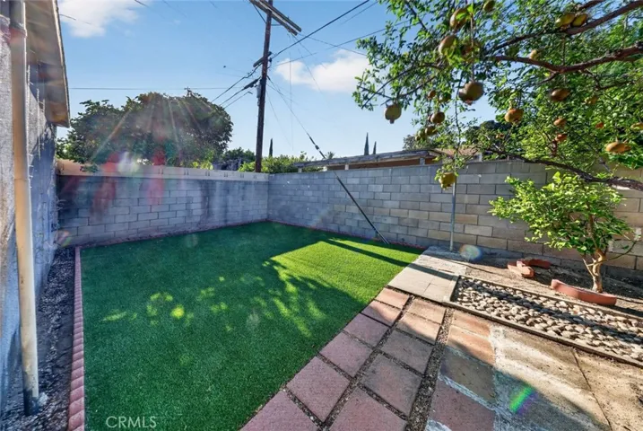 11407 Delano, North Hollywood, California 91606