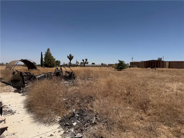 12225 Lager, Phelan, California 92371