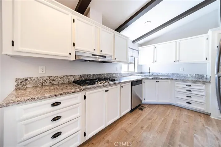 44545 Springwood, Hemet, California 92544