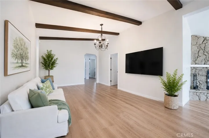 virtual staging