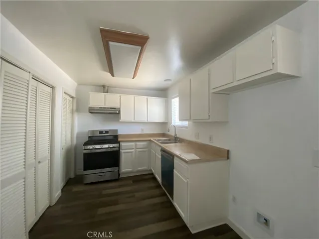 front unit kitchen