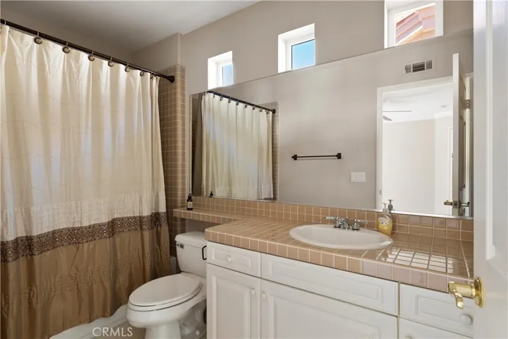 Secondary bathroom
