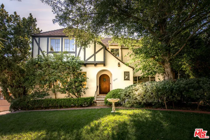 2601 N Commonwealth Avenue, Los Angeles, California 90027