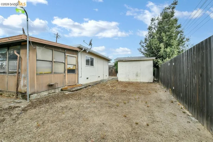 901 Carpino Ave, Pittsburg, California 94565