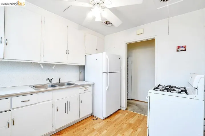 901 Carpino Ave, Pittsburg, California 94565