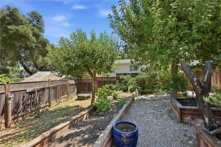 6560 Forestview Drive, Kelseyville, California 95451